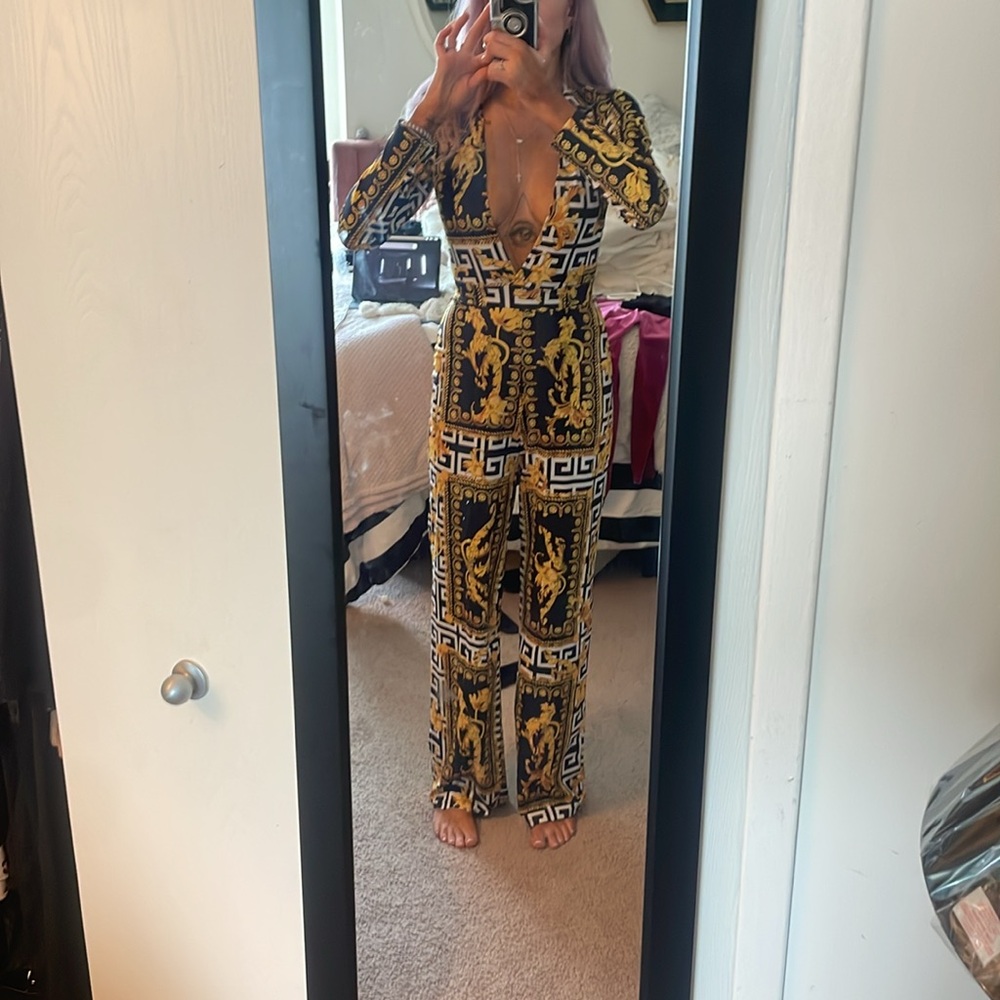 Jumpsuit - Picture 3 of 4